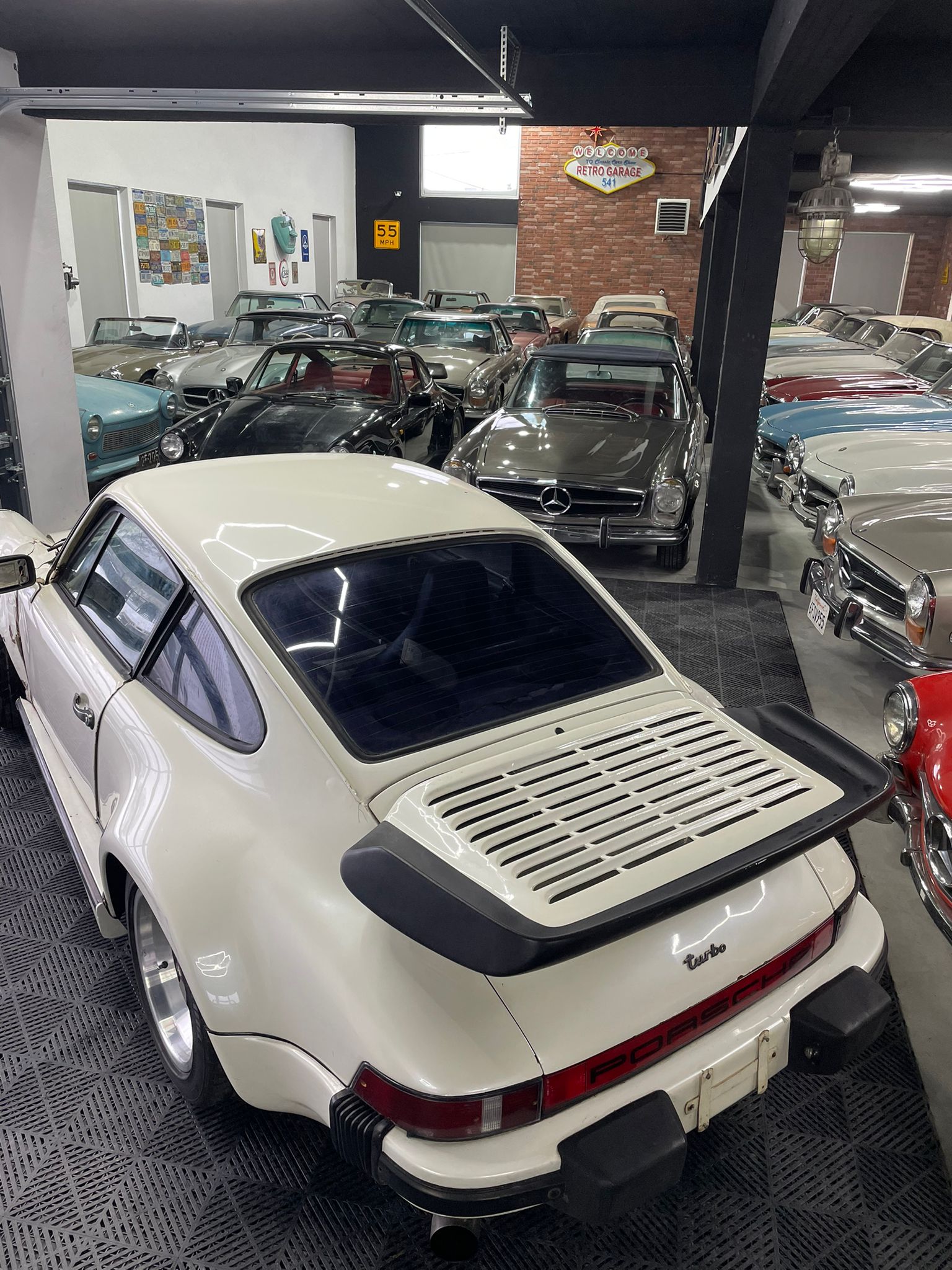 Porsche 911 SC Turbo Look Coupé No Rust Running Project – Retro